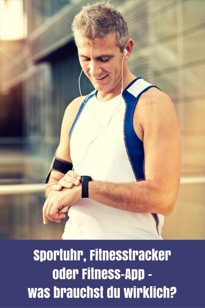 Die Vielfalt ist mittlerweile grenzenlos. Sportuhr, Fitnesstracker oder Fitness-App - wie sollst du dein Training aufzeichnen? Der Artikel gibt die Antwort.